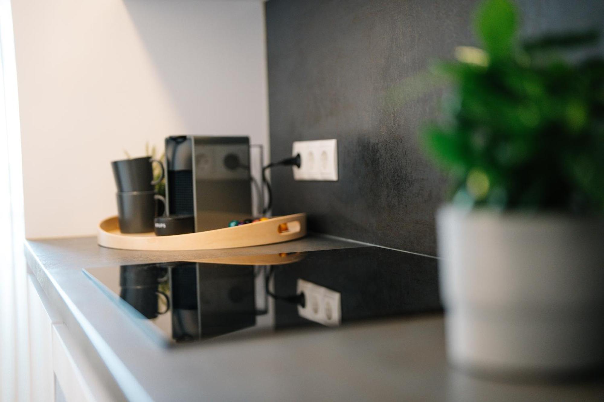 110qm, 4 Bedrooms, Near Schoenbrunn - Axara Housing Osw 33 Appartement Vienne